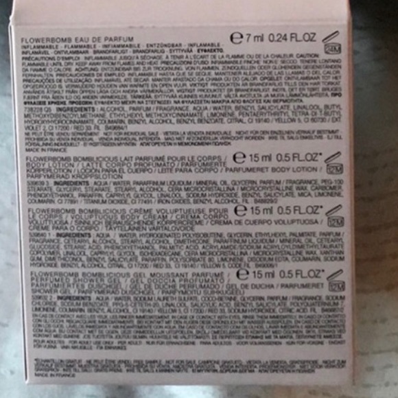 Viktor & Rolf flower bomb NIB - Picture 9 of 9